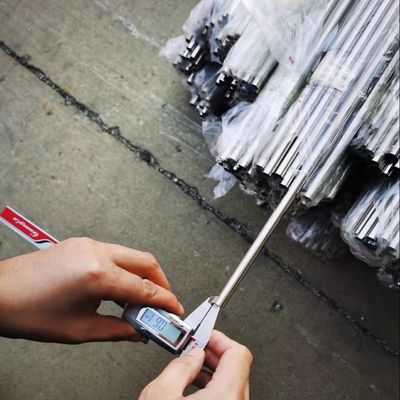 İyi bir fiyat. 304 316L 410 420 201 Paslanmaz Çelik Borular çevrimiçi