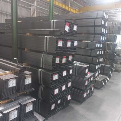 İyi bir fiyat. SAE1060 60# ISO9001 Certified Hot Rolled Black Rectangular Steel Tube for Building Materials çevrimiçi