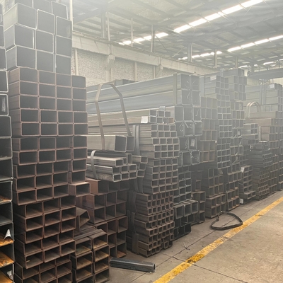 Kaynaklı Galvanizli Çelik Boru Borular Karbon Kare Boşluklu ERW Boru